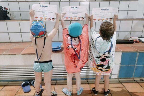 Linaqua organiza actividades extraordinarias para el fin de curso de la piscina climatizada